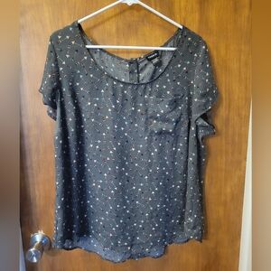 Torrid Black Patterned Women's Top